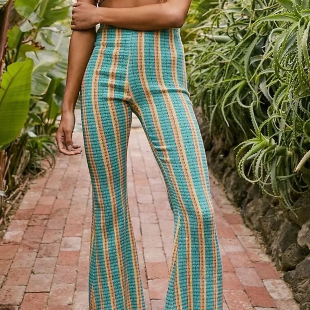 Free People Fine Line Slim Pants, SZ small, NWOT
